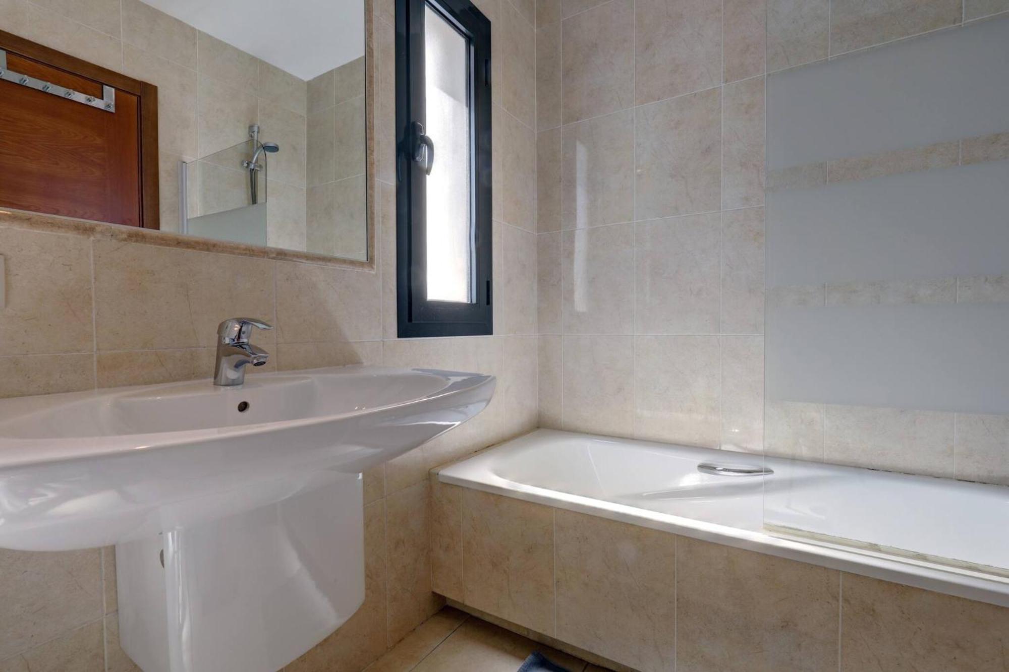 011 Bright And Spacious Villa With Private Pool Benalmádena Dış mekan fotoğraf