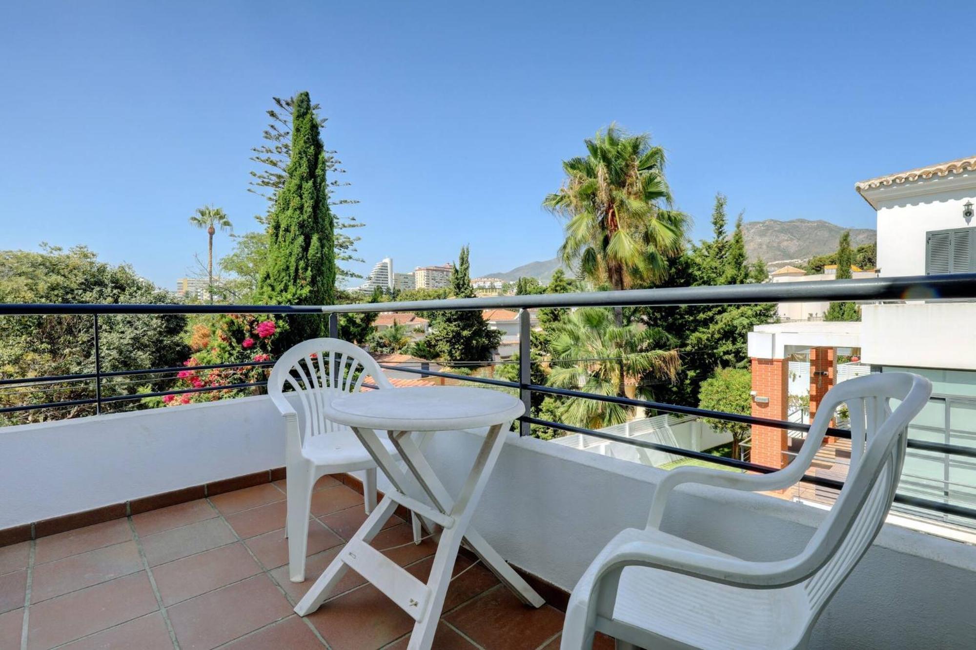 011 Bright And Spacious Villa With Private Pool Benalmádena Dış mekan fotoğraf