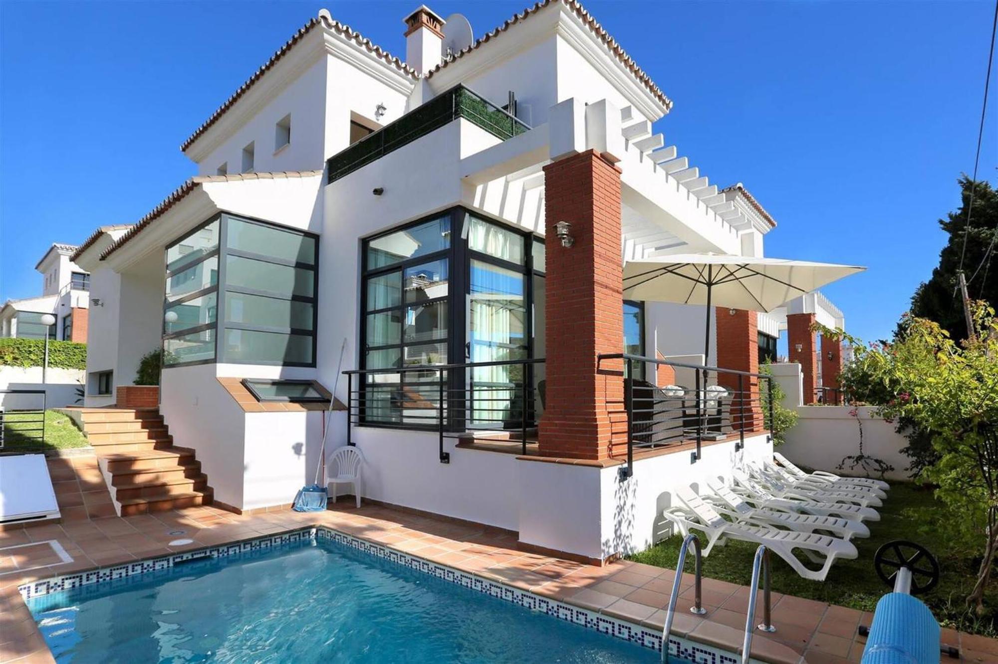 011 Bright And Spacious Villa With Private Pool Benalmádena Dış mekan fotoğraf